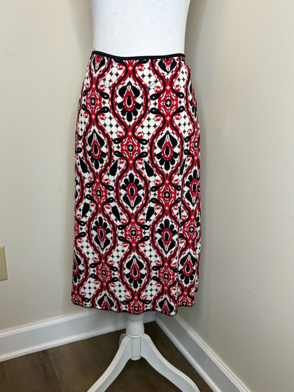 Wrapper Red and Black Geometric Midi Skirt